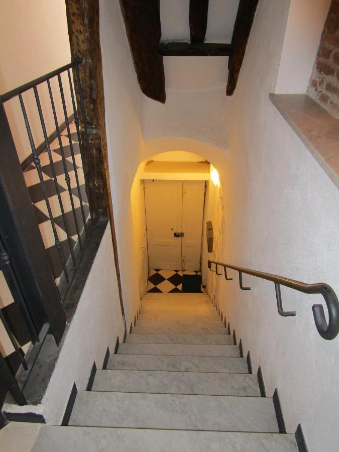 Marina Apartment, Unique, Authentic, Beachfront, 2 Aircondo Bdr , 2Bht, Easy To Train Or From Private Parking Vernazza Luaran gambar